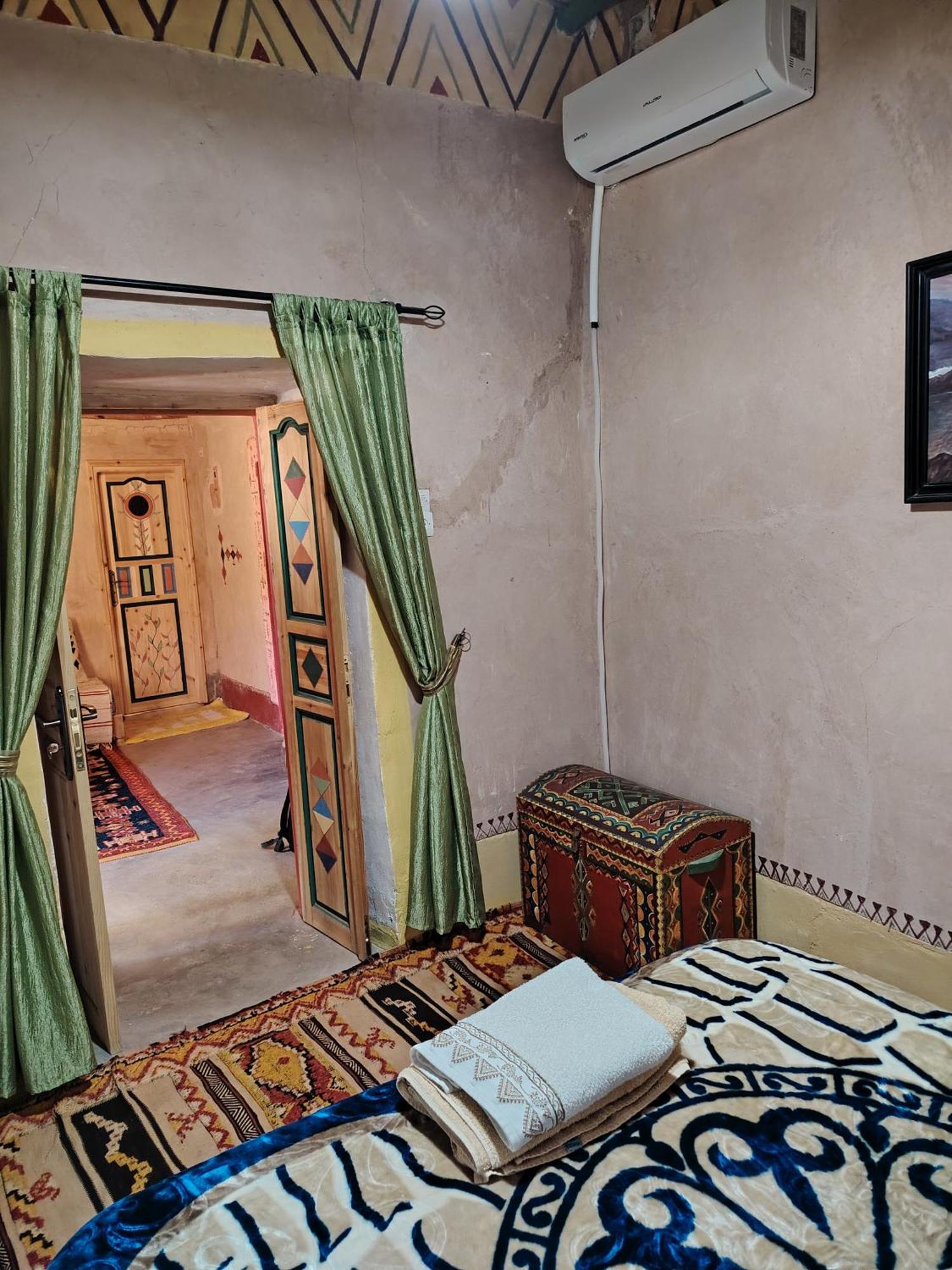 Dar Joud Apartment Tabourakht ภายนอก รูปภาพ