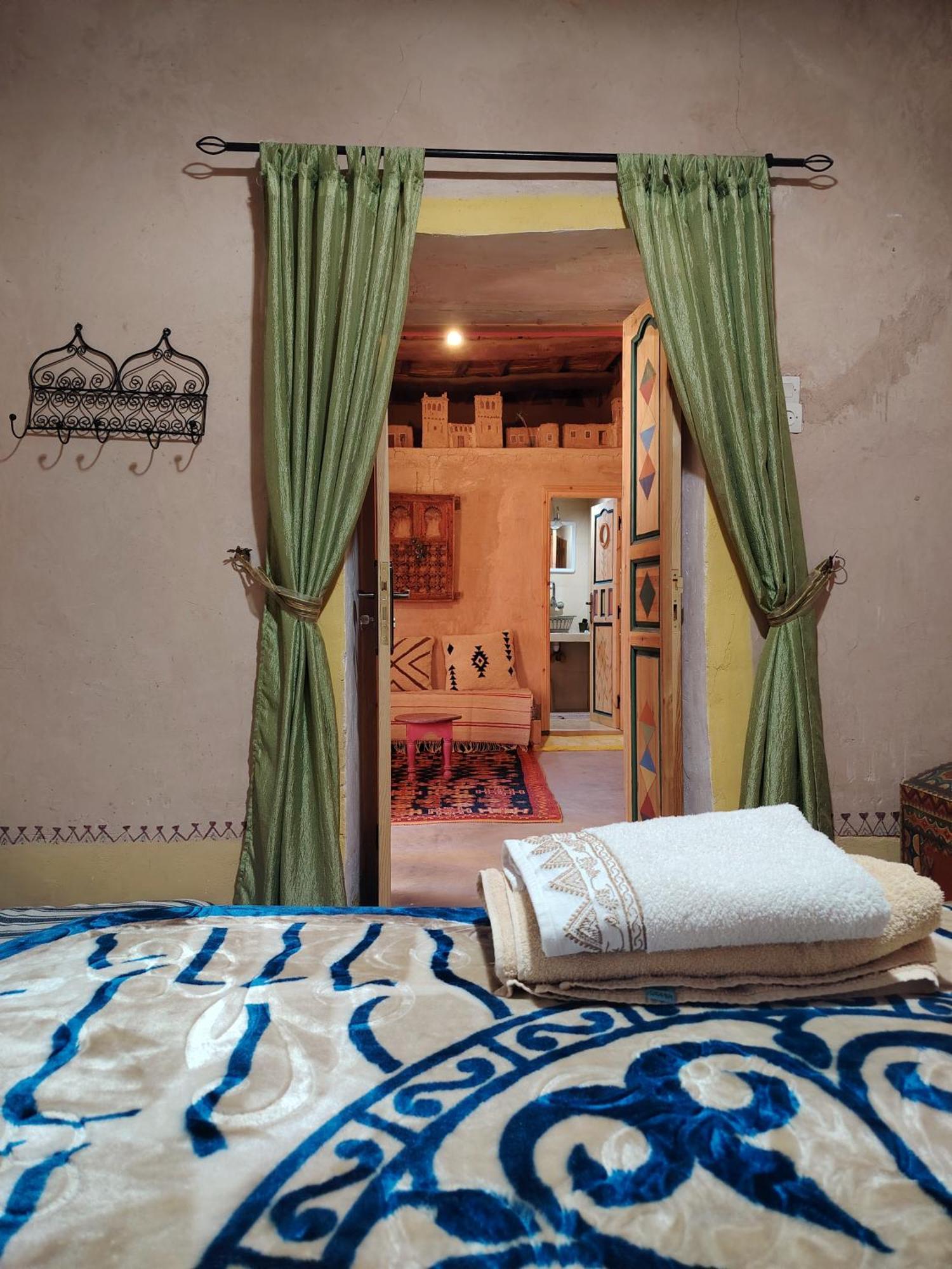Dar Joud Apartment Tabourakht ภายนอก รูปภาพ